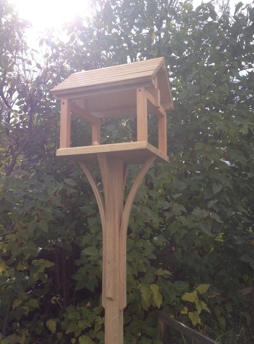 Mangeoire à oiseaux