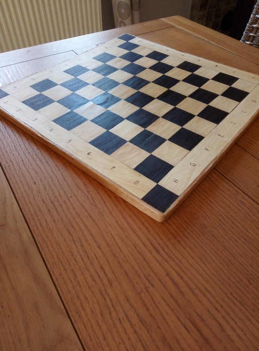 Échiquier en placage