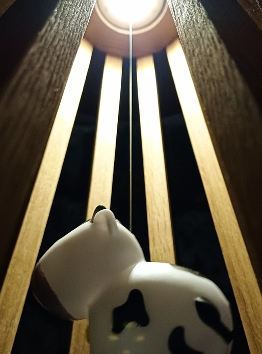 Table d'appoint OVNI