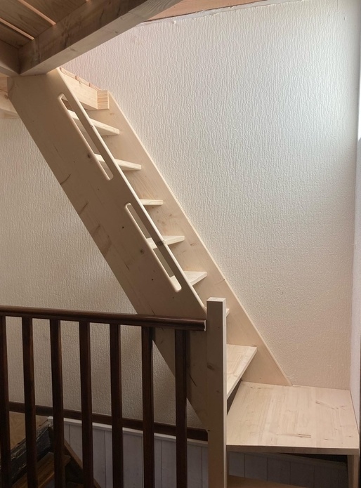 Echelle de meunier, passerelle et plateforme