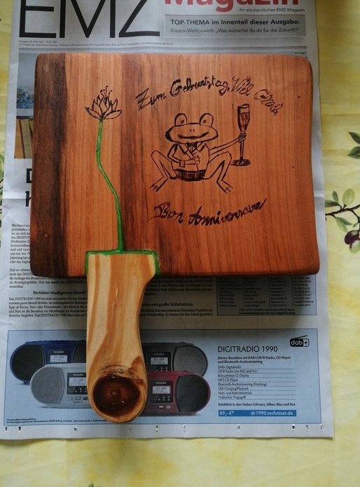 Planche à découper à thème grenouille