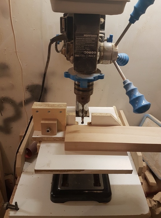 Table de perceuse à colonne