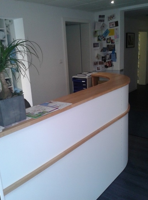 Réalisation d'un bureau d'accueil