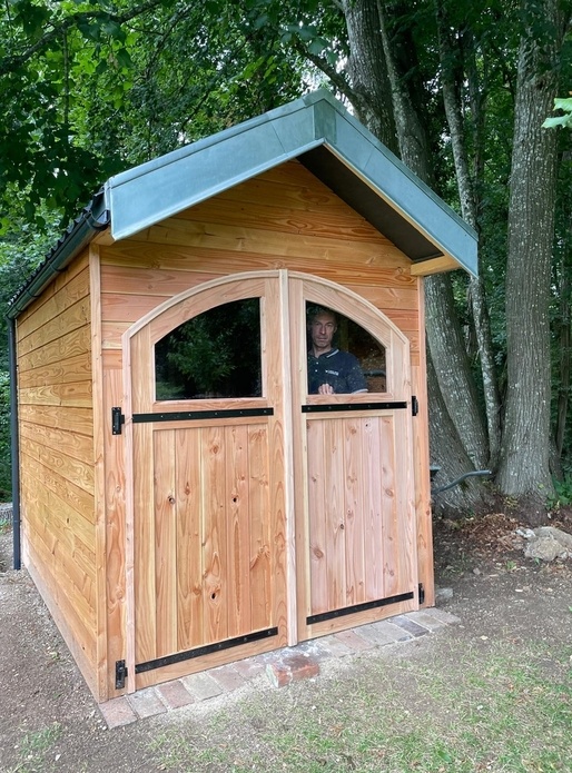 Abri tracteur tondeuse en bois