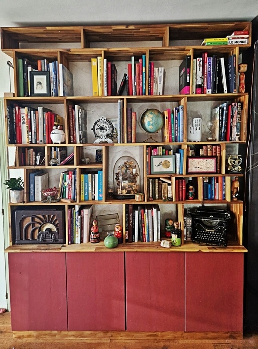 Bibliothèque / étagère