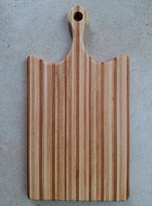 Planche à découper en lamellé-collé