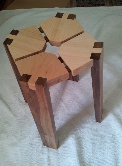 Tabouret zeloko Noyer et hêtre