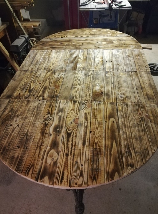 Table ronde avec rallonges