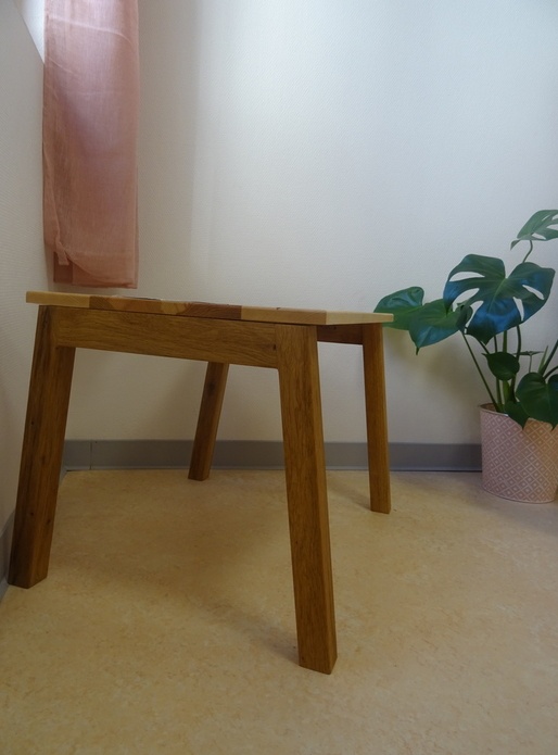 Une table d'enfant
