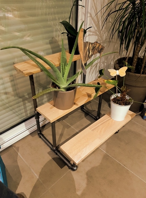 Truc à plantes avec option crèche intégrée