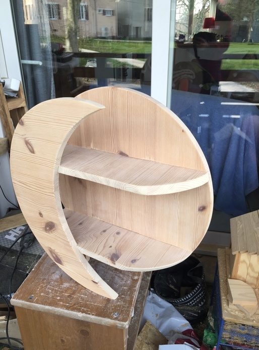 Étagères croissant de lune