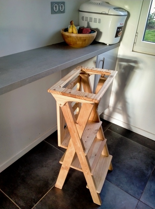 Tour Montessori / Escabeau