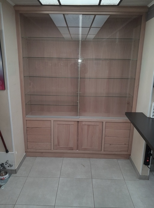 Vitrine en chêne