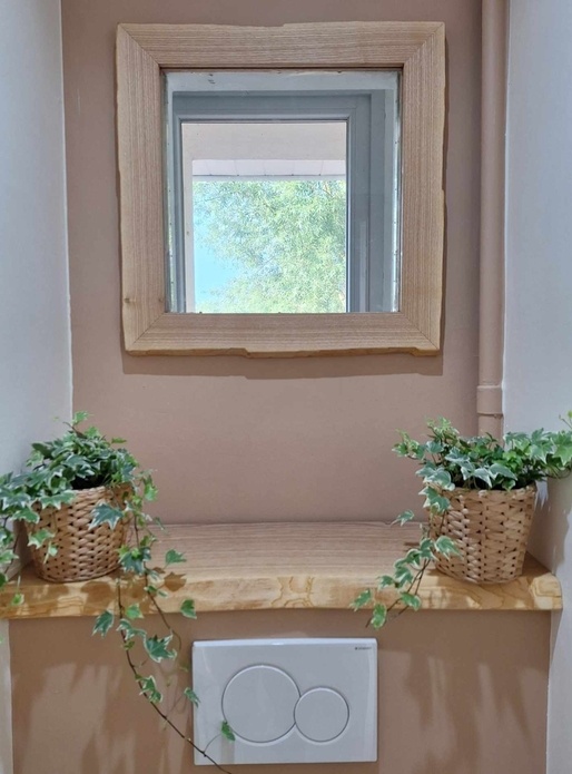 Cadre et tablette en frêne