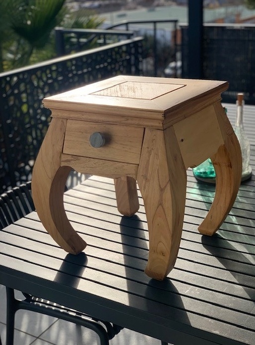 Guéridon oriental (trouvé dans une poubelle)