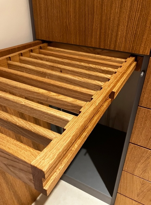 Le petit râtelier à pantalons