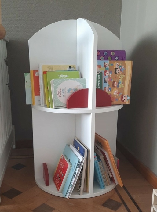 Bibliothèque pour enfant.
