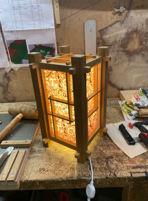 Lampe d’inspiration japonaise