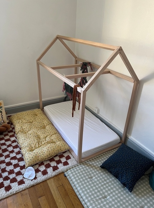 Lit cabane type « Montessori »