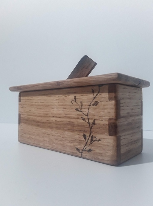 Mini boîte !!!!  chêne et noyer du Royan