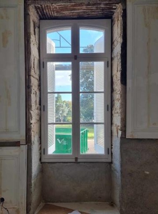 Fenetres avec imposte avec meneaux