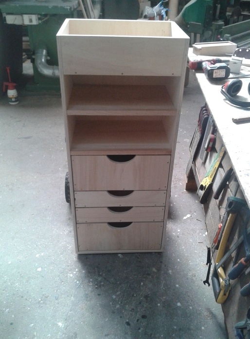 Caisson rangement atelier