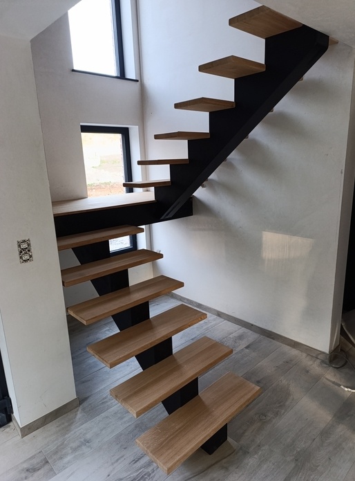 Escalier à limon central