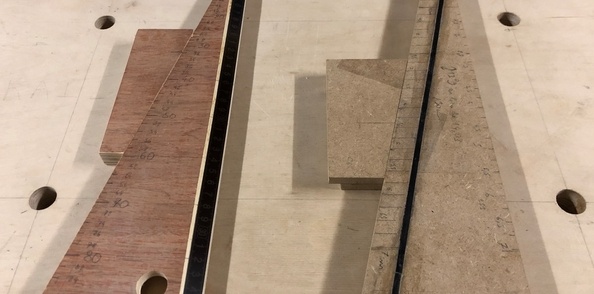 A gauche la v1 en cours de réalisation, à droite, le proto en MDF