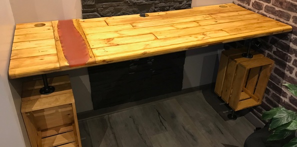 Pas à pas] Bureau sur mesure en bois de palettes Résine Epoxy par