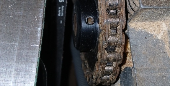 Pignon d'entrainement Lurem c260e