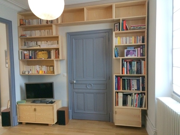 La bibliothèque terminée et garnie