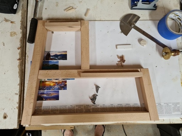 Supports de latte avant fixation