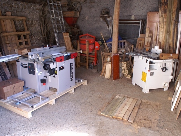 Hammer C3-31 (à gauche) - MiniMax C26 Genius (à droite)