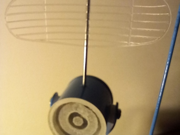 Le radar est découpé à la Cricut dans de l'Acetate.