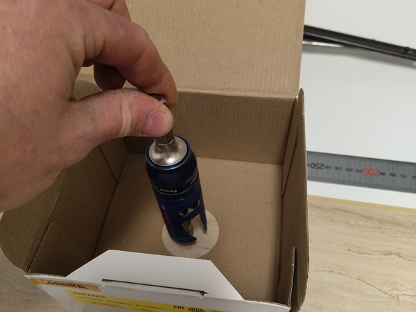 Remplacer la main par la perceuse