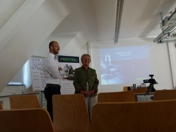 Mme Gerda Maier-Stoll, fille de l'un des fondateurs