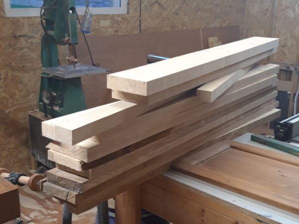 Je suis parti de plateaux de frêne