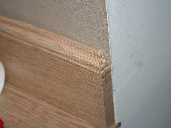 coupe d'onglet, plinthe