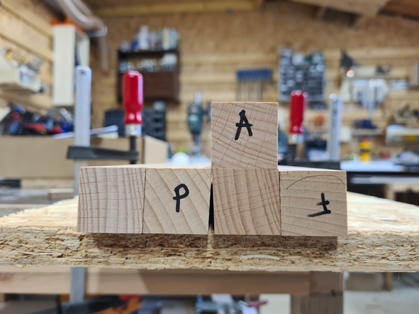 Pièce "A" mise là pour comparer, parfaitement déquerre à 90° elle.