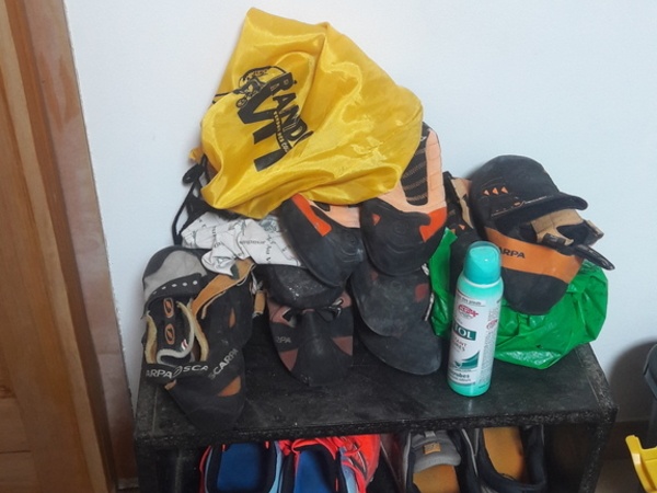 vestiges étudiants et plan de situation