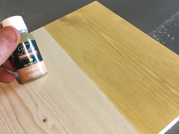 Rubio "smoked oak" sur épicéa