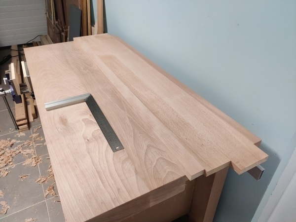 Les trois planches collées