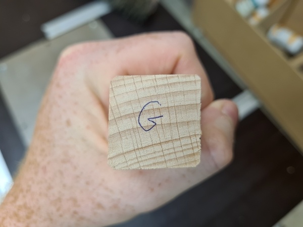 On obtient des chanfreins qui se ressemblent beaucoup plus