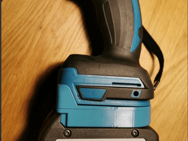 BOSCH 18V battery adapter for Makita tool