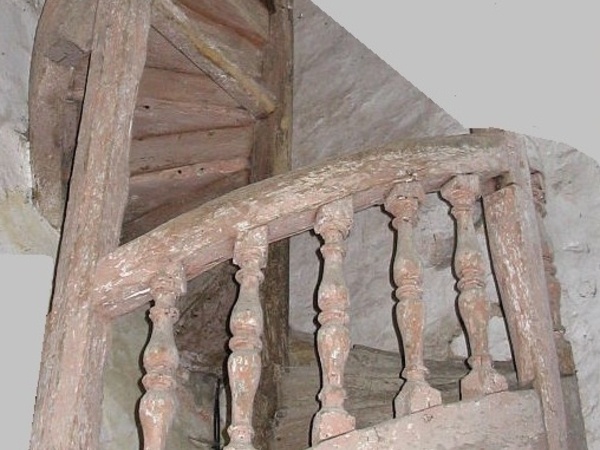 Portion d étude de l escalier de l église de la Ferté Loupière