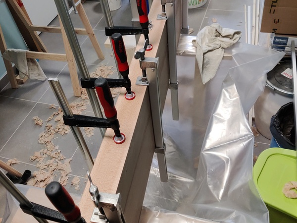 Le plateau sous presse