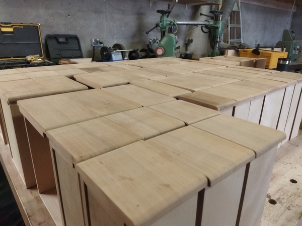 Une marée de tiroirs