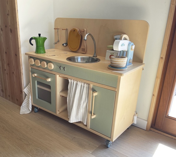 Mini cuisine / parcours de billes aimanté