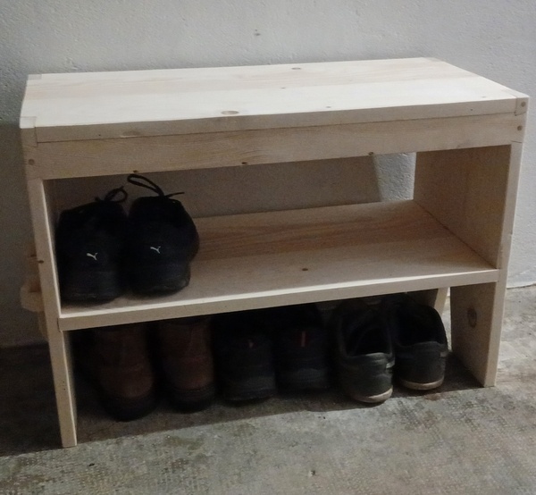 Banc range-chaussures