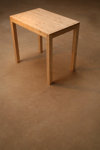 Table de bar haute en sapin du nord